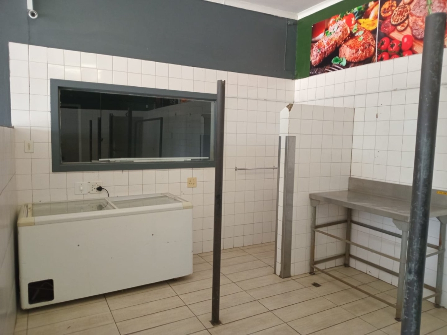  Bedroom Property for Sale in Bloemhof North West
